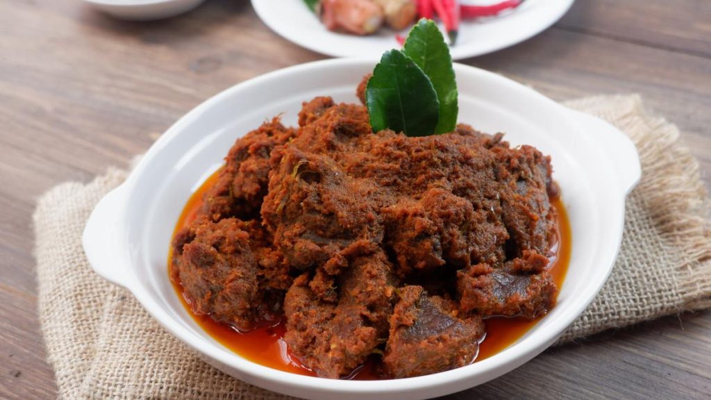 Resep Rendang Sapi Asli Padang Empuk dan Bumbu Meresap