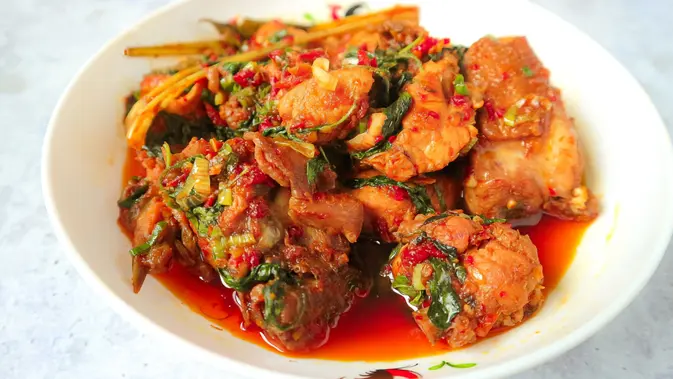 Resep Ayam Rica-Rica Pedas Manis – Ledakan Rasa Khas Manado yang Menggoda!